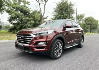 Hyundai Tucson 2021 - Tucson 2.0 ATH 2021 full xăng. Xe cá nhân 1 chủ. ODO 5,3 vạn km