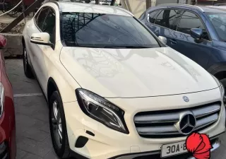 Mercedes-Benz GLA 200 2015 - Chính chủ nữ cần bán xe ô tô GLA 200 Sản xuất năm 2015 