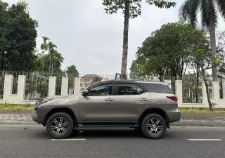 Toyota Fortuner 2021 - CẦN BÁN XE Fortuner 2.4 AT 2021 TẠI BÌNH DƯƠNG
