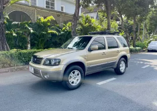 Ford Escape 2004 -  Siêu phẩm giá rẻ, chỉ #135 triệu sở hữu ngay Escape Limited 2004 3.0 5 chỗ ngồi, 2 cầu. 