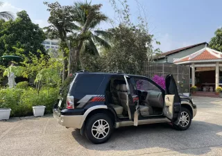 Ford Escape 2005 - Ford Escape 2005 máy 2.3 số tự động 2 cầu 5 chỗ ngồi