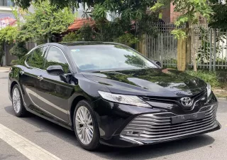 Toyota Camry 2021 - Chính chủ cần bán nhanh Toyota Camry 2.5Q 2021