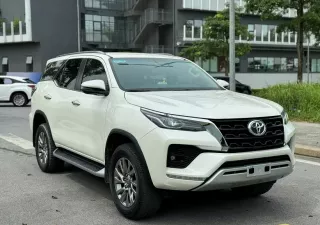 Toyota Fortuner 2021 - số 2 Hạ Yên Quyết, Cầu Giấy - Hà Nội.
