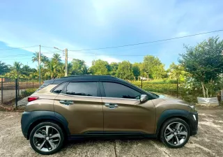 Hyundai Kona 2018 - Gia đình cần bán Hyundai KONA 1.6 TURBO sản xuất 2018 bản cao cấp nhất