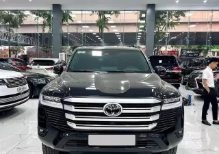 Toyota Land Cruiser LC300 2025 - Bán Toyota Land Cruiser LC300, sản xuất 2025. siêu lướt mới 99,99%