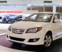 Hyundai Avante MT 2012 - Bán ô tô Hyundai Avante MT sản xuất 2012, màu trắng, giá chỉ 460 triệu