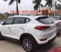 Hyundai Tucson 2017 - Bán xe Hyundai Tucson mới đời 2018, màu trắng, góp 90%xe, giá sốc, liên hệ: 0911.377.773 gặp Ngọc Sơn
