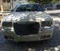 Chrysler 300C Hemi 5.7 V8 2006 - Cần bán lại xe Chrysler 300C Hemi 5.7 V8 đời 2006, màu trắng, nhập khẩu nguyên chiếc, giá 735tr