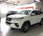 Toyota Fortuner G 4x2MT 2017 - Bán xe Fortuner 2.4G máy dầu màu trắng - Fortuner V 2017 nhập khẩu nguyên chiếc Indonesia. Giao xe ngay