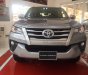 Toyota Fortuner 2.7V (4x2) 2018 - Cần bán Toyota Fortuner 2.4V máy xăng, số tự động, đời 2018 (nhập khẩu), màu bạc, có đủ màu, giao xe ngay