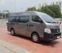 Nissan Urvan 350 MT 2017 - Cần bán Nissan Urvan 350 MT đời 2017, màu xám