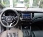 Kia Rondo 2.0 GAT 2016 - Cần bán xe Kia Rondo 2.0 GAT đời 2016, màu bạc xe gia đình, giá tốt