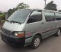 Toyota Hiace MT 2005 - Bán xe Toyota Hiace MT đời 2005, màu xanh lục, xe đẹp