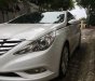 Hyundai Sonata 2010 - Cần bán Hyundai Sonata 2010, màu trắng, xe nhập xe gia đình, giá 555tr