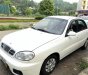 Daewoo Lanos LX 2004 - Cần bán Daewoo Lanos LX đời 2004, màu trắng xe gia đình