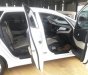 Kia Rondo GAT FL 2017 - Bán ô tô Kia Rondo AT sản xuất 2017, màu trắng