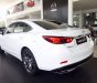 Mazda 6 2017 - Cần bán xe Mazda 6 sản xuất 2017, màu trắng, nhập khẩu chính hãng, 896 triệu