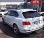 Bentley Bentayga 2016 - Bán xe Bentley Bentayga đời 2016, màu trắng, nhập khẩu nguyên chiếc