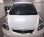 Honda FIT 2006 - Cần bán gấp Honda FIT đời 2006, màu trắng, xe nhập số tự động, giá 310tr