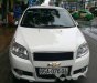 Chevrolet Aveo MT 2015 - Cần bán gấp Chevrolet Aveo MT đời 2015, màu trắng xe gia đình, giá chỉ 345 triệu