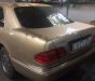 Mercedes-Benz E class E230 1999 - Bán Mercedes E230 đời 1999, màu vàng, nhập khẩu số tự động, giá tốt
