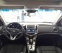 Chevrolet Cruze LT 1.6MT 2017 - Cruze 2017 mới 100% trả trước 70 triệu - nhận xe, thủ tục đơn giản LH: 0933 415 481