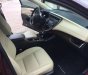 Toyota Avalon 2.5 Limited 2016 - Bán ô tô Toyota Avalon 2.5 Limited 2016, màu đỏ, xe nhập Mỹ, mới 100%, giao ngay