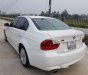 BMW 3 Series 320i 2008 - Cần bán xe BMW 3 Series 320i đời 2008, màu trắng, 520 triệu