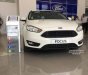 Ford Focus 2017 - Cần bán Ford Focus sản xuất 2017, màu trắng, 605 triệu