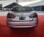 Toyota Camry  2.5Q   2017 - Bán xe Toyota Camry 2.5Q đời 2017, màu bạc