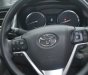 Toyota Highlander LE 2011 - Bán Toyota Highlander LE đời 2011, màu trắng, xe nhập, xe công ty xuất hóa đơn