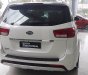 Kia Sedona 2017 - Bán Kia Sedona đời 2017, màu trắng