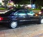 Mercedes-Benz E class E200 2004 - Cần bán Mercedes E200 đời 2004, màu đen xe gia đình