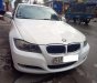 BMW 323i 2017 - Cần bán gấp BMW 323i sản xuất 2017, màu trắng, nhập khẩu nguyên chiếc