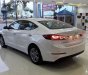 Hyundai Elantra 2017 - Bán Hyundai Elantra đời 2017, màu trắng