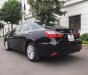 Toyota Camry 2.0E 2017 - Cần bán lại xe Toyota Camry 2.0E đời 2017, màu đen số tự động