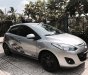 Mazda 2 2013 - Chính chủ nữ cần bán Mazda 2 SX 2013, còn rất mới, màu bạc, giá 395tr