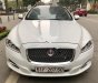 Jaguar XJ 2.0 2014 - Chính chủ bán xe Jaguar XJ 2.0 đời 2014, màu trắng, xe nhập