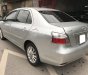 Toyota Vios 1.5E 2010 - Cần bán Toyota Vios E đời 2010, màu bạc như mới