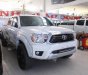 Toyota Tacoma 2015 - Cần bán xe Toyota Tacoma đời 2015, màu trắng, nhập khẩu nguyên chiếc