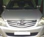 Toyota Innova G 2010 - Cần bán gấp Toyota Innova G 2010, màu bạc còn mới, 393 triệu