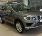 Volkswagen Touareg 2017 - (ĐẠT DAVID) Bán Volkswagen Touareg đời 2017, màu xám, xe mới 100% nhập khẩu chính hãng - LH: 0933.365.188