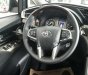 Toyota Innova 2.0 Venturer 2018 - Bán Toyota Innova 2.0 Venturer năm 2018, màu đỏ