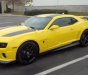 Chevrolet Camaro 2010 - Cần bán xe Chevrolet Camaro sản xuất năm 2010, màu vàng, nhập khẩu nguyên chiếc