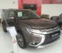 Mitsubishi Stavic 2.0 CVT Premium 2018 - [TP. Hồ Chí Minh] Bán Mitsubishi Outlander 2.0 CVT Premium, giá tốt, hỗ trợ cho vay 80% xe