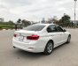 BMW 3 Series 320i 2015 - Cần bán lại xe BMW 3 Series 320i năm 2015, màu trắng, xe nhập