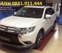 Mitsubishi Outlander 2018 - Bán xe Mitsubishi Outlander đời 2018, màu trắng, nhập khẩu nguyên chiếc