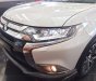 Mitsubishi Outlander 2018 - Bán xe Mitsubishi Outlander đời 2018, màu trắng, nhập khẩu nguyên chiếc