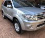 Toyota Fortuner 2011 - Salon bán xe Toyota Fortuner đời 2011, màu bạc