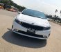 Kia Cerato 1.6AT 2017 - Bán xe Kia Cerato 1.6AT sản xuất năm 2017, màu trắng